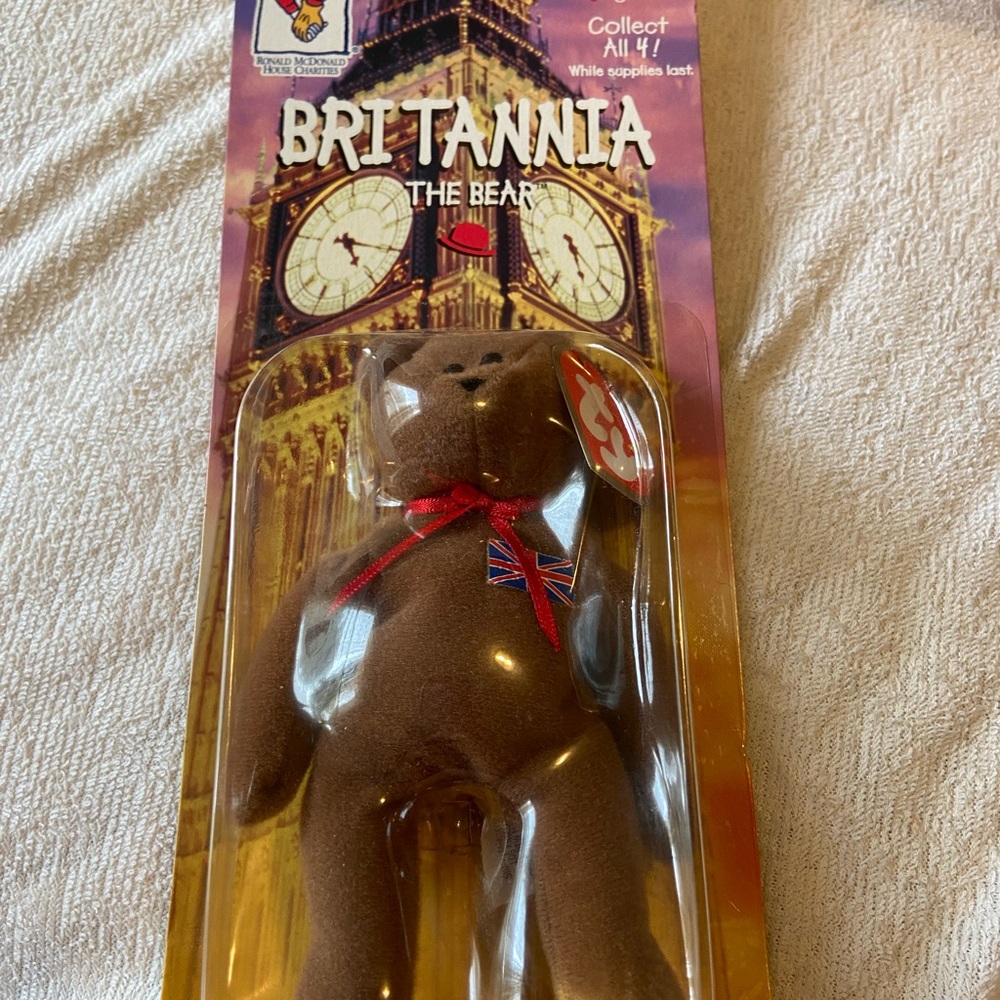 Ty Britannia the Bear - Brown Stuffed Animal